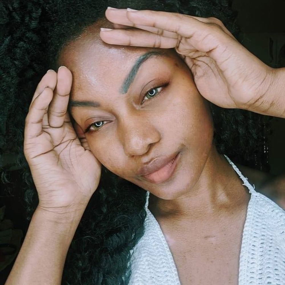 Meet your Posher, Ebony